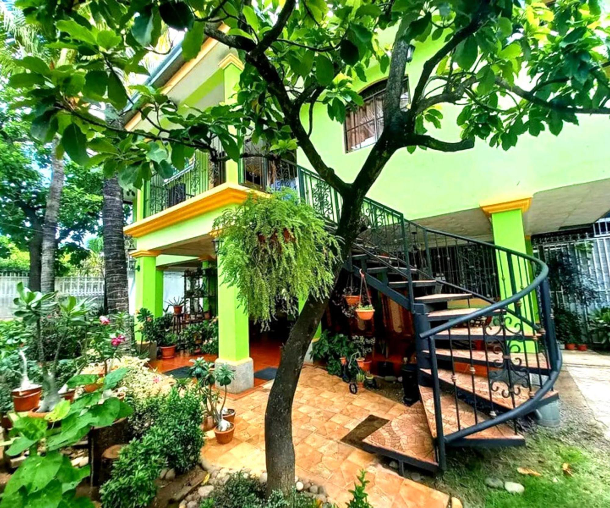 Hostal San Antonio León エクステリア 写真