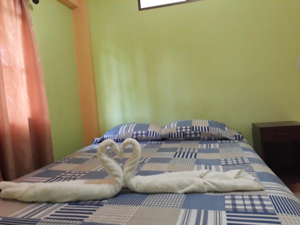 Hostal San Antonio León エクステリア 写真
